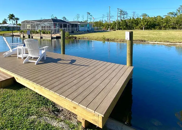 Waterfront Gulf Gateway: Pool/Dock/Grill/Gameroom